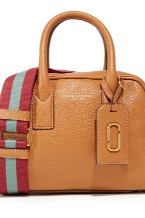 Aircraft carry-on bag features