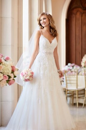 White wedding dress 2022 - stylish classic