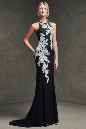 Evening dresses for women 40 years old