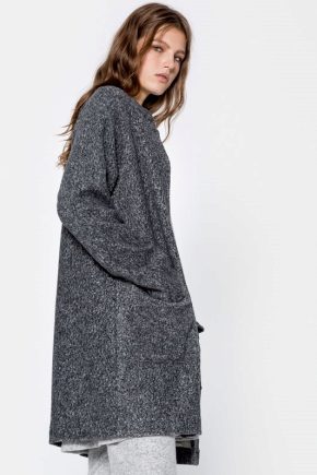 Women's and men's coats from PULL&BEAR