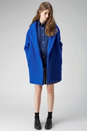 Wide women's coat