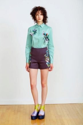 Fashionable women's shorts 2022