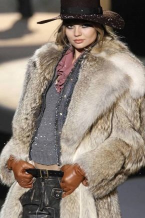 Fur coat from a wolf