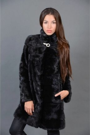 Fur coat-cross: features of the choice of model