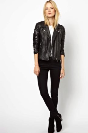 Stylish women's biker jacket 2022