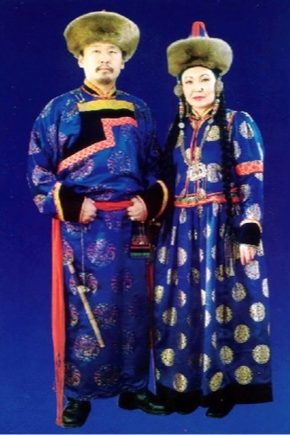 布里亚特民族服饰 