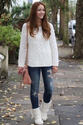 白色 Uggs