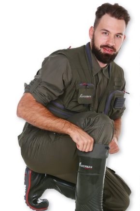 Winter men's rubber boots