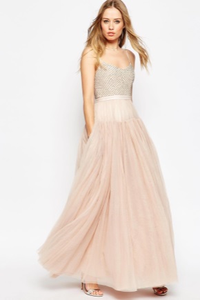 Elegant evening dresses 