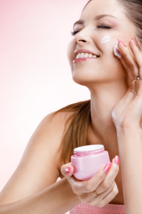 Moisturizing face cream