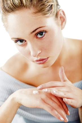 Hand cream with urea