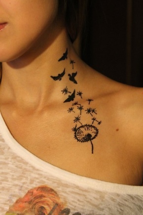 Drawings on the neck with henna