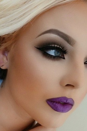 Matte lip glosses  