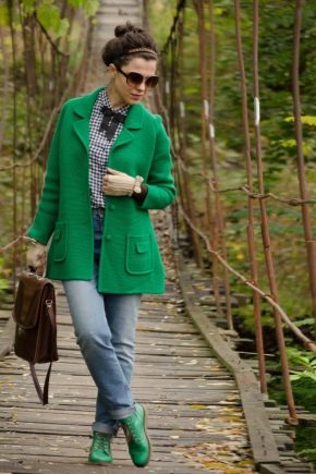 Green boots