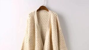 Beige cardigans