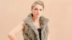 Women's tank top and its fashion variations in 2022
