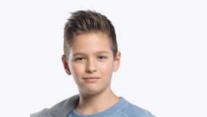 Jumper for a boy - fashion trends
