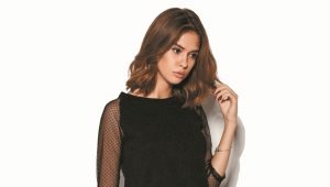 What to wear with a black sweater?