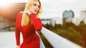 What to wear with a red sheath dress?