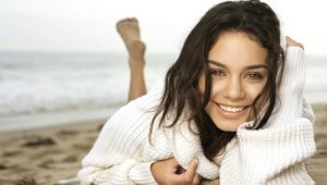 What to wear with a sweater?