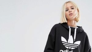 Fashionable women's hoodies