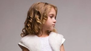 Elegant bolero for a girl