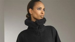 Thick knitted coat