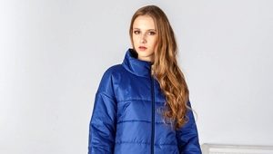 Women's coat on synthetic winterizer