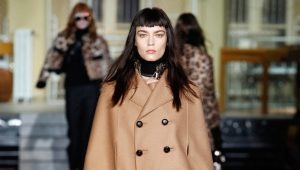 Women's poncho coat