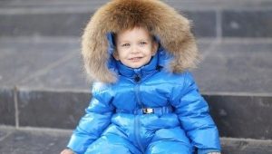 Moncler 婴儿连身衣