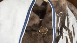How to choose a cover for a fur coat?