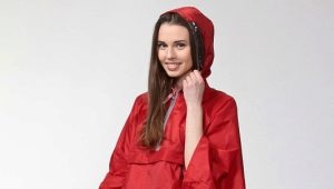 Women's raincoat poncho