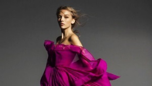 Fuchsia color in clothes