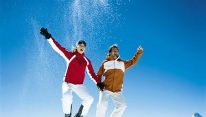 如何选择滑雪靴