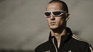 Men's sports sunglasses 
