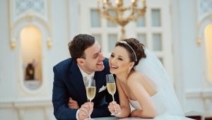 扁平结婚戒指