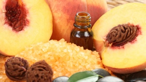 Cosmetic peach oil