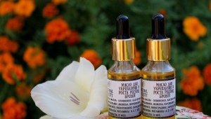 Eyebrow almond oil