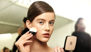 Powder Chanel