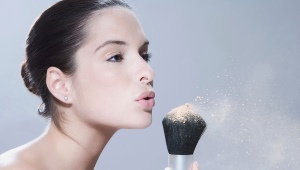 Powder for problem skin