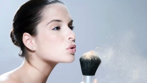 Powder for oily skin
