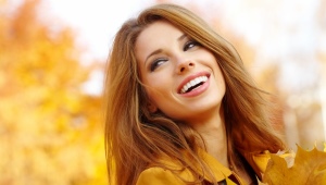 Cosmetic oils for wrinkles