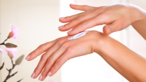 Rejuvenating hand cream 