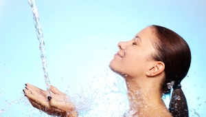 Moisturizing shower gel