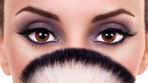 What is better - a pencil or eyebrow shadow?