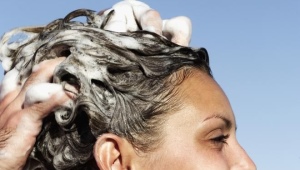 Washing hair with laundry soap