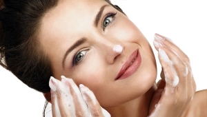 Cleansing foam Black pearl