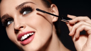 Mascara for eyelash growth