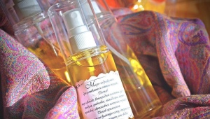 Hydrophilic make-up remover oil