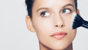 nude makeup